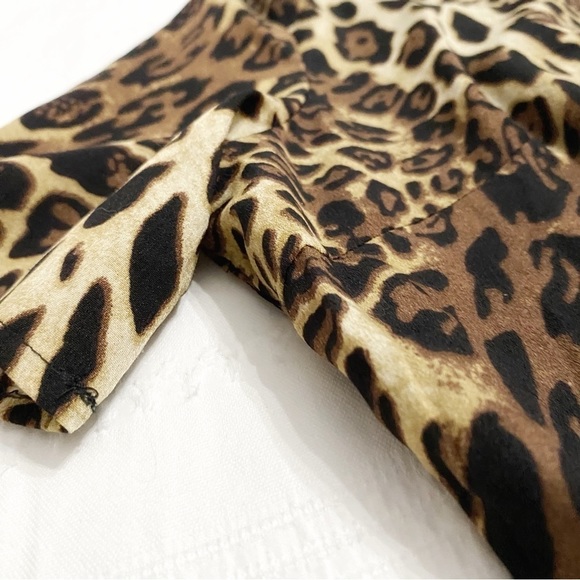 𝅺NWT NASTY GAL ANIMAL LEOPARD CINCHED SHORT SLEEVE  FAUX WRAP SLIT DRESS - 10 - Picture 11 of 14